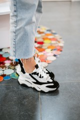 STEVE MADDEN POSSESSION ICE WHITE BLACK