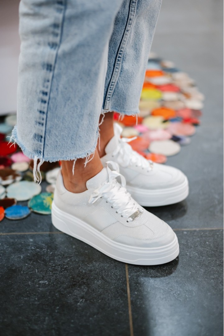 STEVE MADDEN MOXY WHITE GLITTER