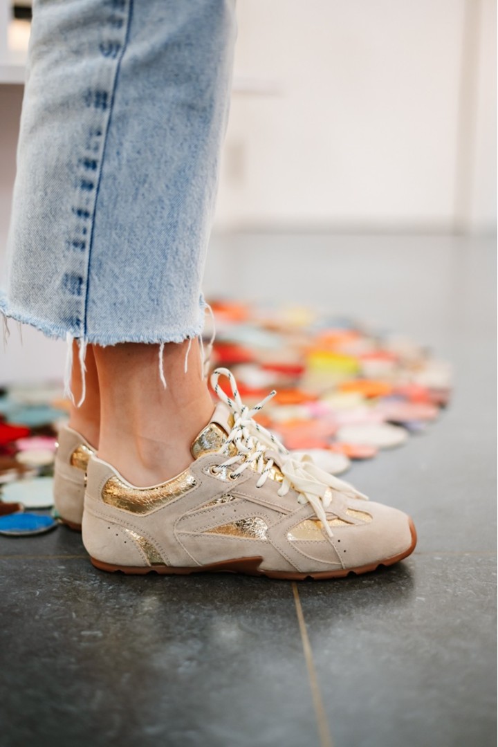 STEVE MADDEN ASIEL SUEDE GOLD