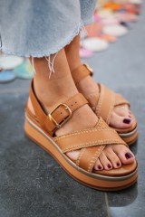 INUOVO 98022 COCONUT