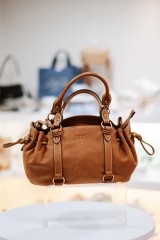 LIUJO S TRUNK CAMMELLO GINESA