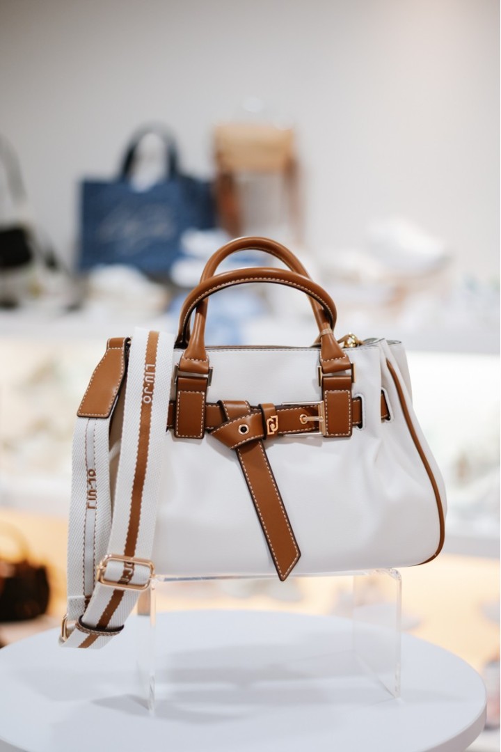 LIUJO S TOTE CREAM CORALLO