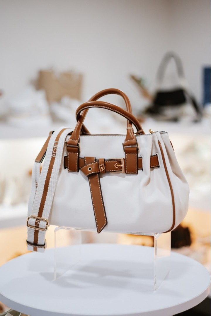 LIUJO S TOTE CREAM CORALLO