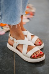 INUOVO 96063 CREMA